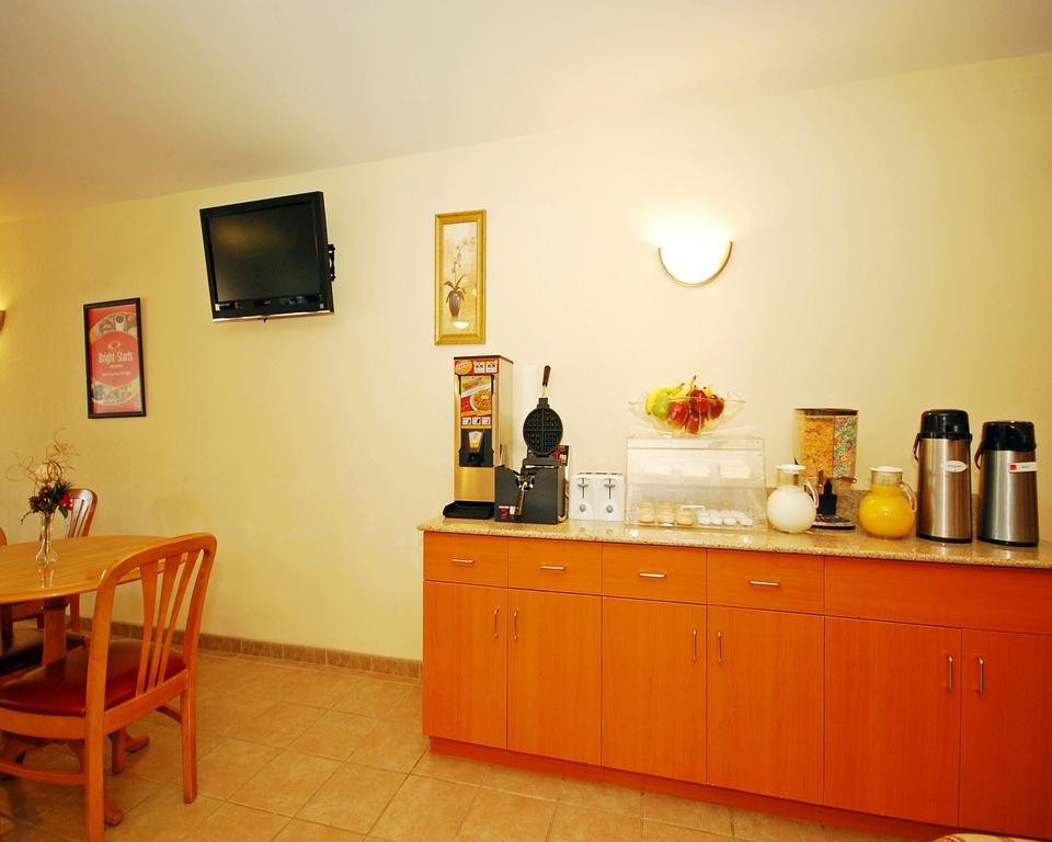 Econo Lodge Amelia Court House Eksteriør bilde